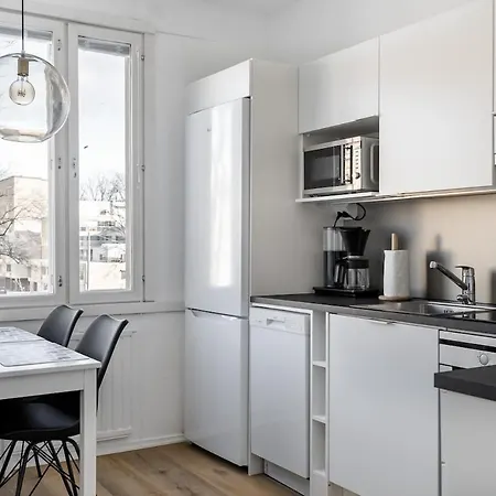 Marina In The Heart Of *