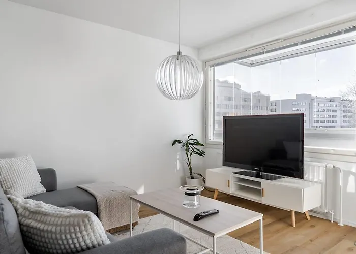 Marina In The Heart Of *